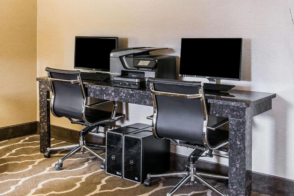 Quality Inn & Suites Main image